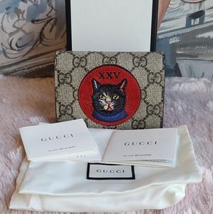 GUCCI Mystic Cat GG Supreme Card Case
